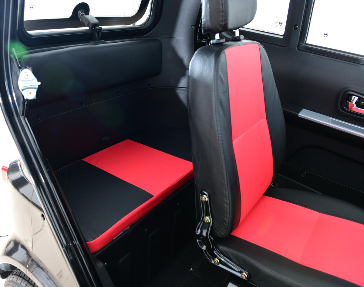 Q Express Fully Enclosed All-Weather Cabin Scooter Black & Red