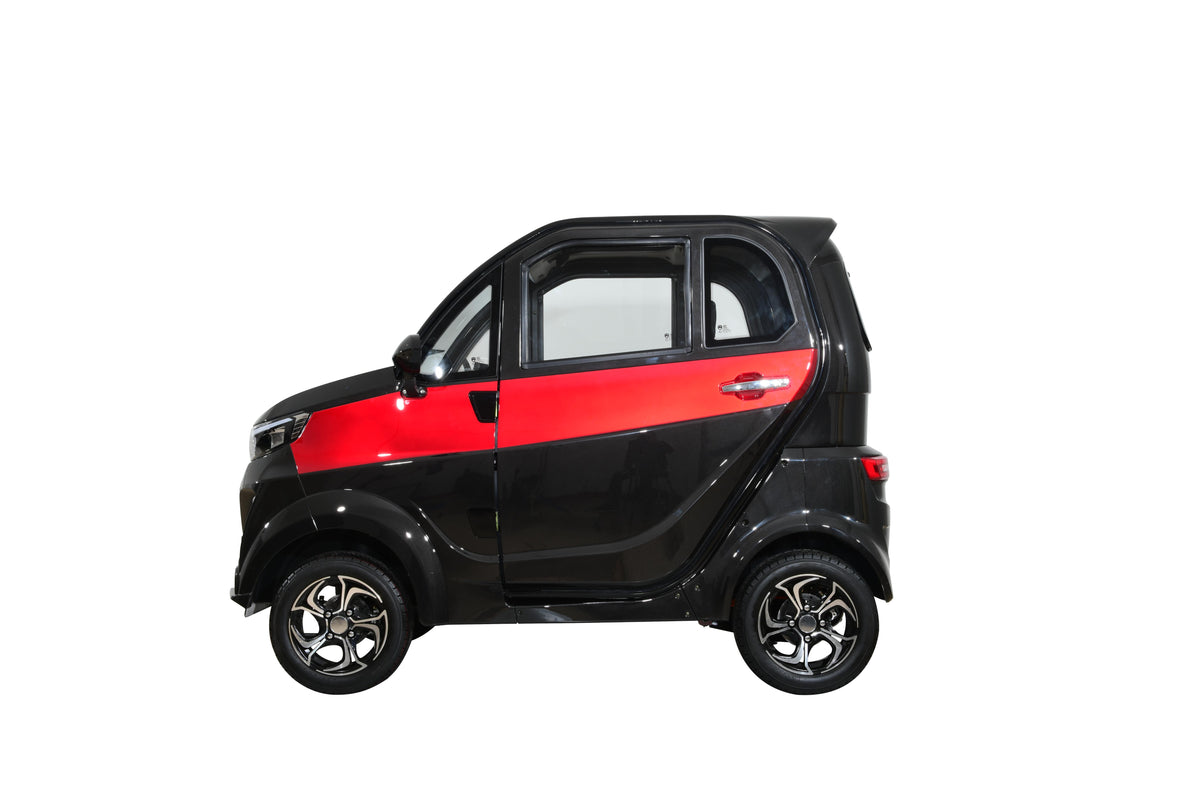Q Express Fully Enclosed All-Weather Cabin Scooter Black & Red